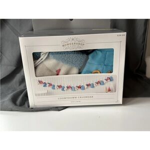 Christmas count down mitten set